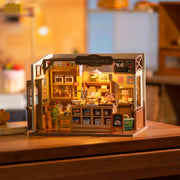 Casa in miniatura fai da te della Baking House di Rolife Becka